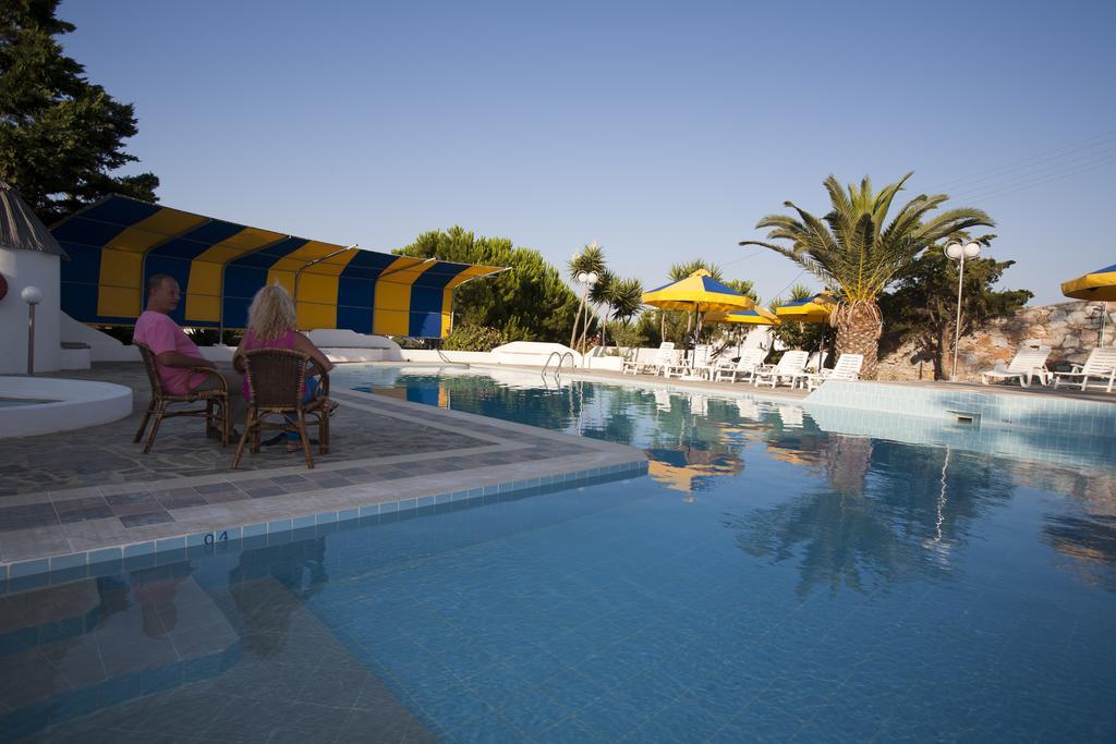 Aparthotel Azolimnos Bay Exterior foto